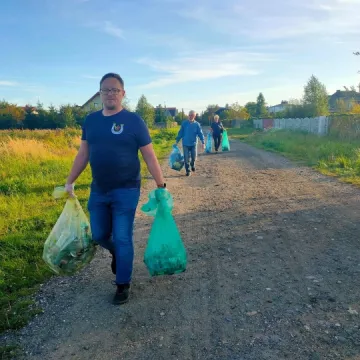 Kuźnia Kowalowiec posprzątała „Glinianki”
