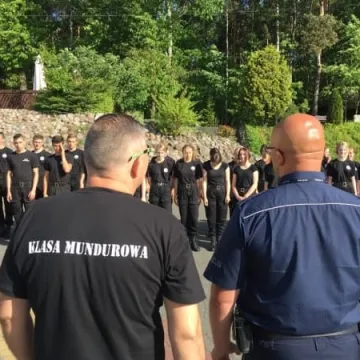 Manewry klasy mundurowej Mechanika