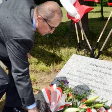 Wola Życińska: w hołdzie partyzantom