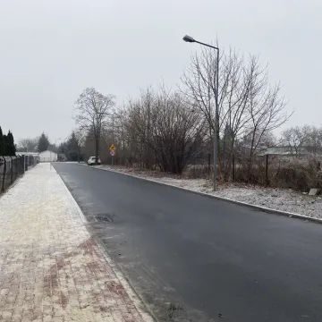 Nowa droga, nowe chodniki. Tak zmieniła się ulica Żwirki