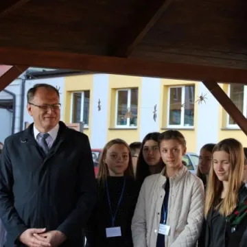 Ekopracownia pod chmurką w PSP nr 9 w Radomsku już działa