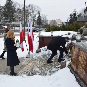 Władze Radomska upamiętniły rocznicę śmierci „Warszyca”