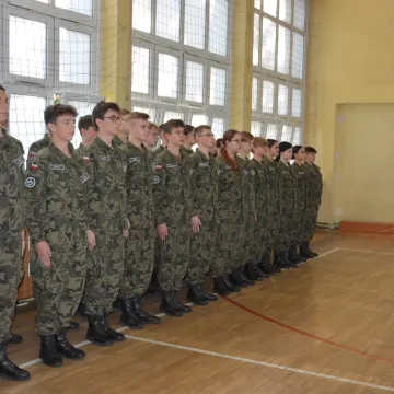 Uczniowie „drzewniaka” w Radomsku złożyli ślubowanie