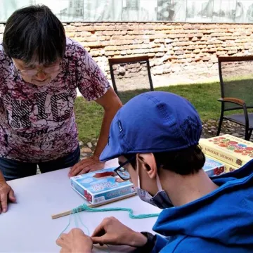 „Robótkowo” na dziedzińcu muzeum w Radomsku