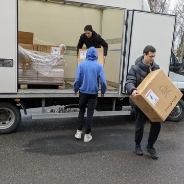 Uczniowie włączyli się w remont sali lekcyjnej w ZSE-E w Radomsku