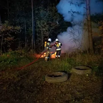 Samochód doszczętnie spłonął. Doszło do podpalenia?