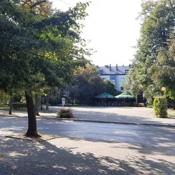 Co z ławkami na placu 3 Maja? Wracają na swoje miejsce