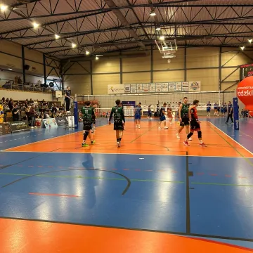 Zacięta walka w Radomsku. METPRIM Volley pokonuje Resursę Łódź po tie-breaku