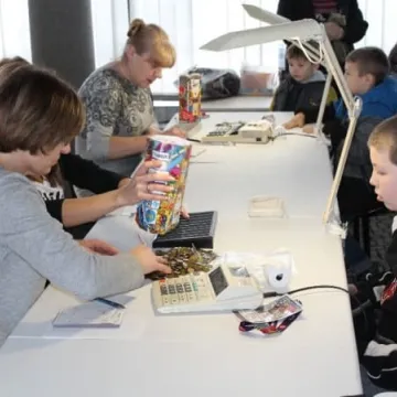 WOŚP 2017: Otwierają pierwsze puszki