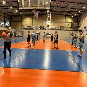 Turniej „Basket Niepodległości 2025” w Radomsku