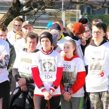 Pobiegli Tropem Wilczym