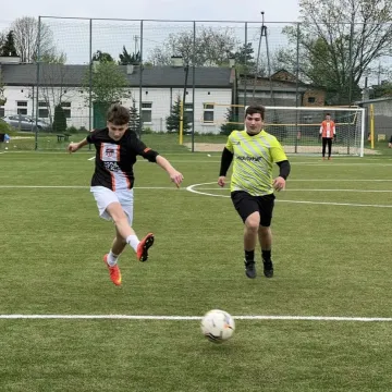 Żuczek Dobromierz pierwszym liderem „Szóstek” w Radomsku