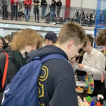 Tłumy na targach edukacyjnych w Radomsku