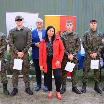 W gminie Przedbórz poszukiwali pieczonego ziemniaka