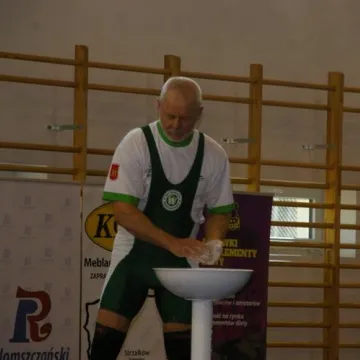 Ciężarowcy upamiętnili Janusza Kamińskiego