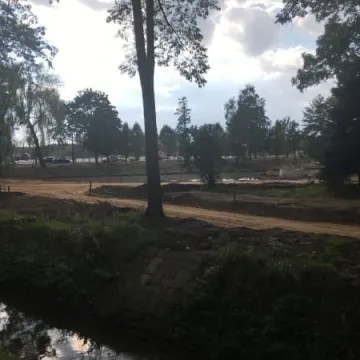 Trwa rewaloryzacja parku Świętojańskiego