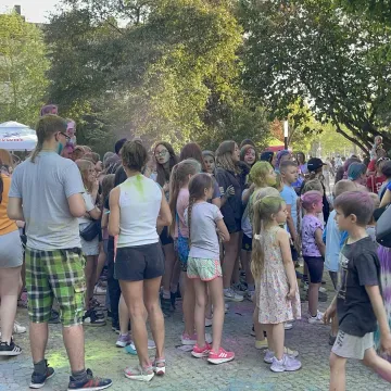 Magia kolorów, czyli Holi Day 2024 w Radomsku