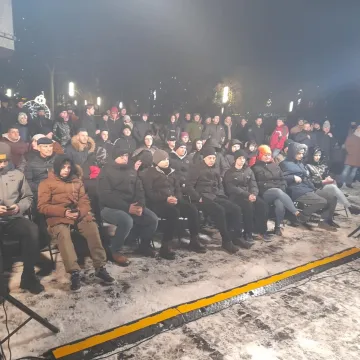 Tak dla prostych podatków. Nie dla imigracji. Sławomir Mentzen pojawił się w Radomsku