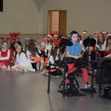 Koncert „Gwiazdka w sercu” w PSP nr 6