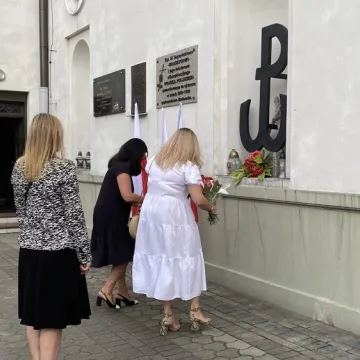 Mieszkańcy Radomska oddali hołd powstańcom warszawskim