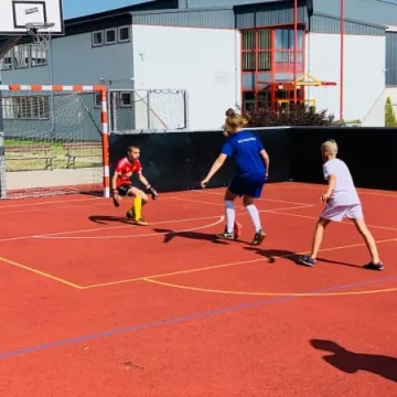 FC Brzezinki liderem Grand Prix piłki nożnej trzyosobowej