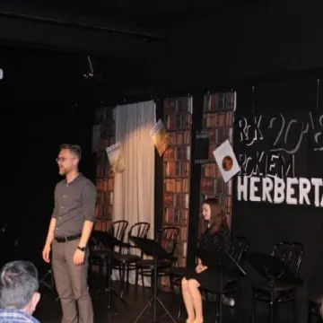 Herbert i próba opisu