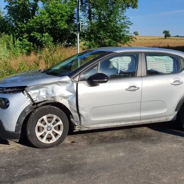 [AKTUALIZACJA] Gm. Ładzice: dwa samochody dachowały