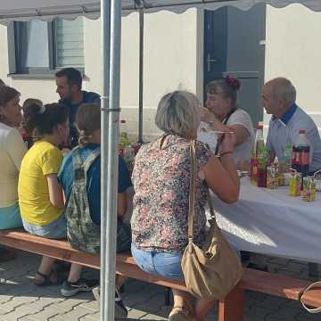 [WIDEO] Rodzinny piknik w Pratkowicach – wspólne zakończenie lata i integracja mieszkańców