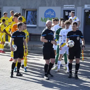 Wygrana lidera tabeli. RKS Radomsko pewnie pokonał Stal Niewiadów