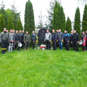 Rajd Motocyklowy Weteranów dotarł do powiatu radomszczańskiego