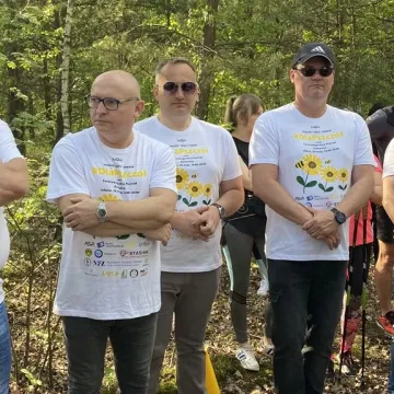 W Gomunicach poszli i pobiegli dla pszczół