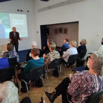 „Długie życie to przywilej”. Bohaterowie Sanatorium Miłości promowali książkę