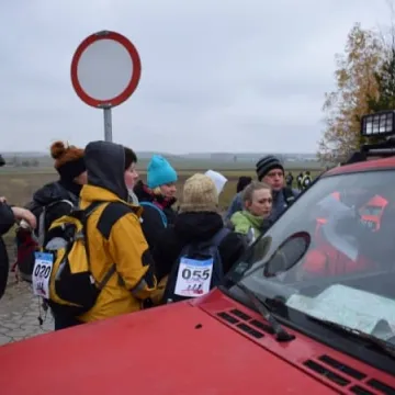 Wystartował V Pieszy Maraton Niepodległości