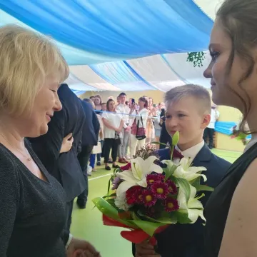 Bal na zakończenie ósmej klasy w PSP nr 2 w Radomsku