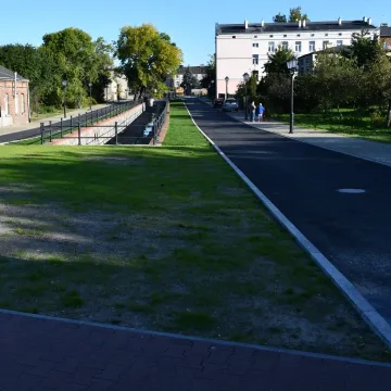 Piotrków Tryb.: bulwary otwarte dla spacerowiczów