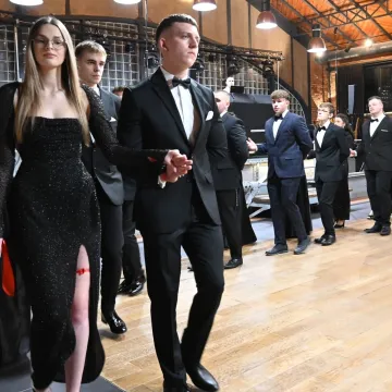 Bal maturalny uczniów ZSDiOŚ w Radomsku