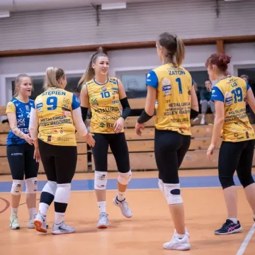 Wygrana na start III ligi siatkówki kobiet