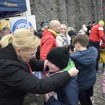 [WIDEO] Glinianki parkRUN w Radomsku. Bieg dla zdrowia i WOŚP 2025