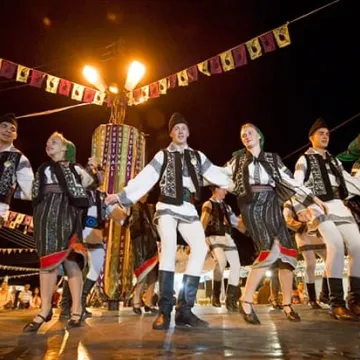 Kolorowa parada artystów z Cypru, Rumunii i Polski