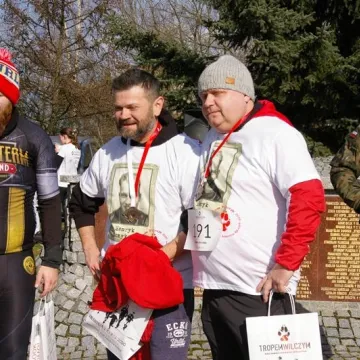 Pobiegli Tropem Wilczym