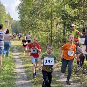 W Gomunicach poszli i pobiegli dla pszczół