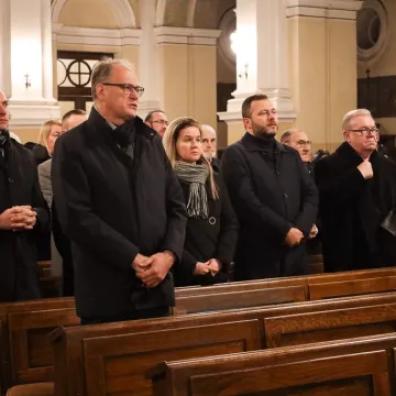 W Radomsku upamiętniono 41. rocznicę wprowadzenia stanu wojennego