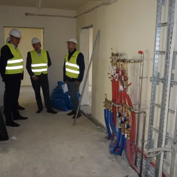 Budowa bloku przy ul. Sadowej 7E na półmetku