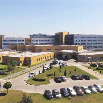 Na co zostaną przeznaczone pieniądze, które szpital w Radomsku zapłaci powiatowi?