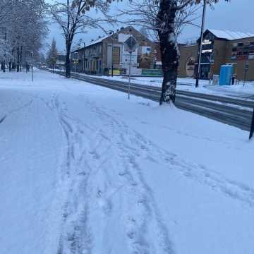 Śnieg w Radomsku – początek zimy na ulicach