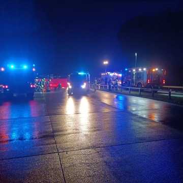 Wypadek na A1 w Kamieńsku. Jedna osoba poszkodowana
