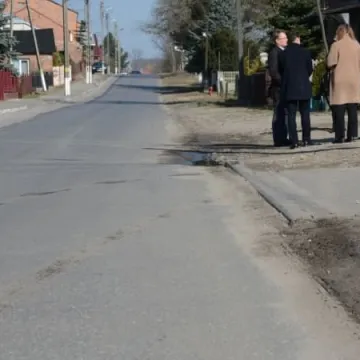 Lustrowali drogi na terenie gminy Ładzice