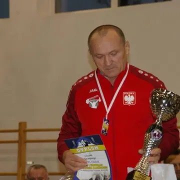 Ciężarowcy upamiętnili Janusza Kamińskiego