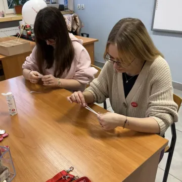 „Komórkomania” w ZSDiOŚ. Uczniowie i nauczyciele wsparli DKMS