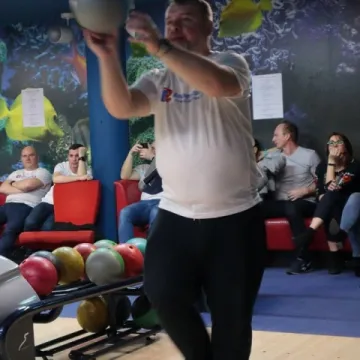 Samorządowcy grali w kręgle